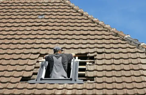 Pose de velux - Saint-Varent